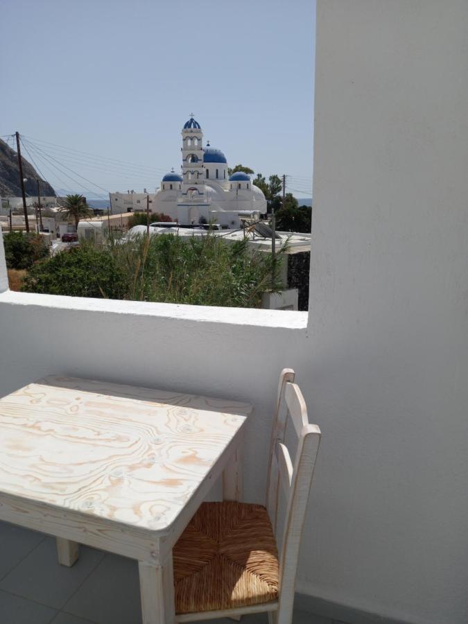 Three Harites Aparthotel Периса Екстериор снимка